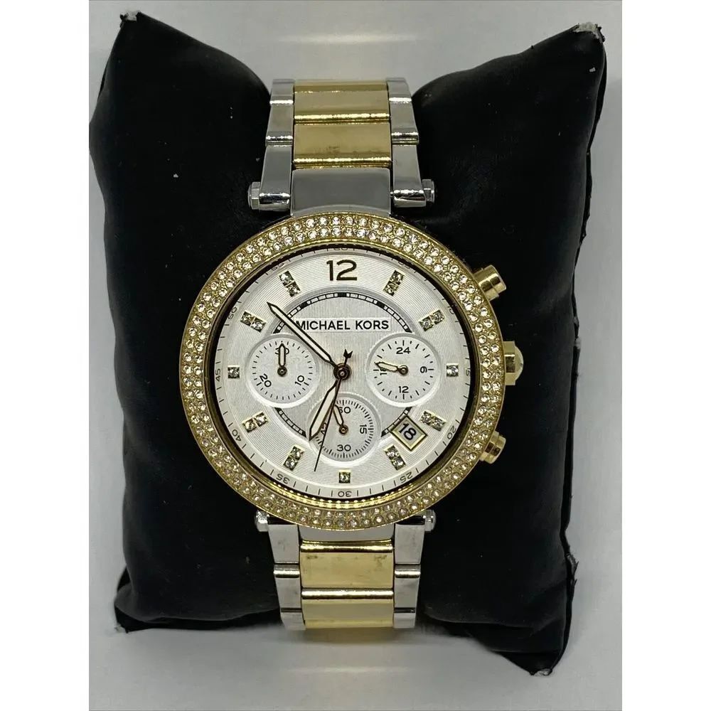 Michael Kors Parker MK5626 Womens Stainless Steel Analog Silver Dial Watch MP282